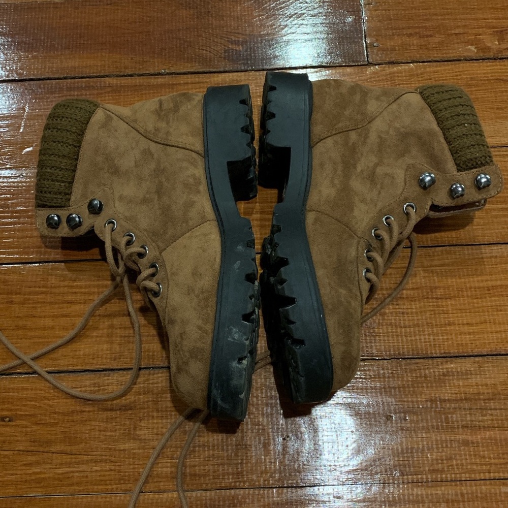 5.5 brown lace up booties from forever 21